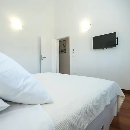 Appartement Carlo *